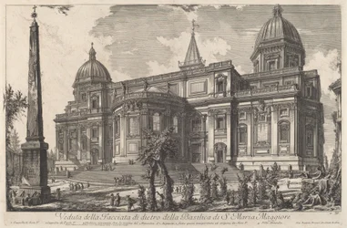 Vista da fachada traseira da Basílica de S. Maria Maggiore