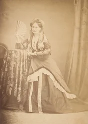 [La Comtesse no ventilador de mesa], década de 1860.