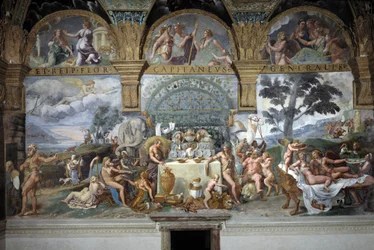 O nobre banquete que celebra o casamento de Cupido e Psique, parede sul da Sala de Cupido e Psique, c.1527-31 (fresco)