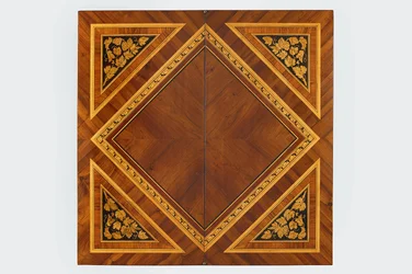 Mesa superior (madeira)
