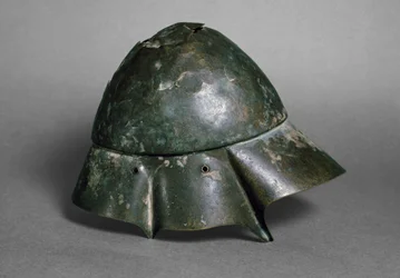 Capacete do &39;Companheiro Cavalryman&39;, Boetian, provavelmente do século IV aC (bronze) (ver também 419878)