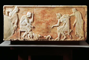 Estela de luta entre cão e gato, 510 bc (relevo)