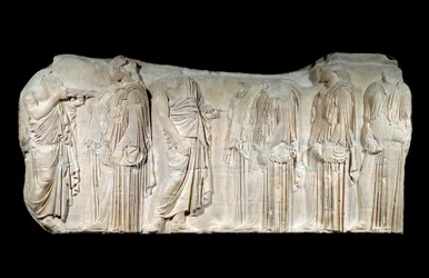 Arte grega: fragmento do friso do Partenon: procissão da festa dos Grandes Panathenees: autorizadores e ergastines. Período clássico. Paris, Museu do Louvre