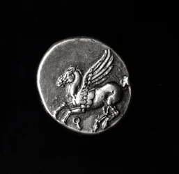 Reverso de uma moeda representando Pégaso, de Corinto, 700-300 a.C.