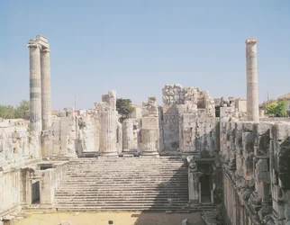 A Grande Escadaria do Templo de Apolo, c.336 aC