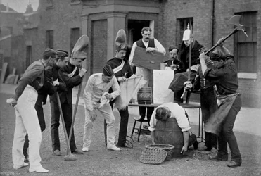 A penalidade extrema da lei da guarda real dos cavalos, 1896