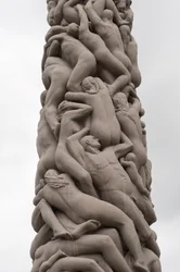 Monólito das pessoas, escultura no Parque Frogner, Oslo, Noruega, granito