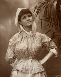 Agnes Hewitt, atriz britânica, 1887