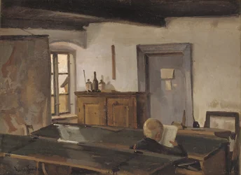 Uma sala de aula com um menino de leitura