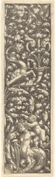 Ornamento com uma criança nas costas de uma esfinge