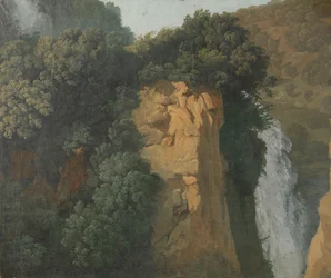 Penhascos cobertos de vegetação com uma cascata em Itália