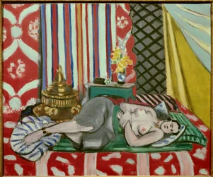 odalisca a la culotte grise 1925 (óleo sobre tela)