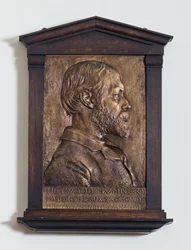 Placa com Heywood Sumner, Designer