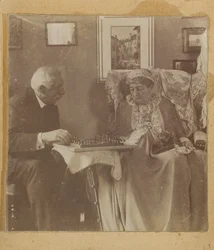 [Hardinge Hay Cameron e Lady Dalrymple a jogar xadrez]