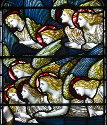 Anjos, adoração do cordeiro, 1884 (vitral)