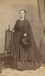 Carte-de-visit retrato de Carrie N. Lacy, 1865.