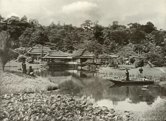 A Pousada e Jardim Ha-Kei-Tei em Hikone, 1910.