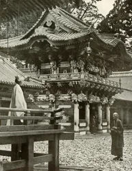 O Portão Yomei em Nikko, 1910.