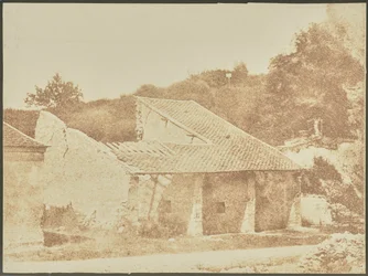 [Casa de campo em ruínas].