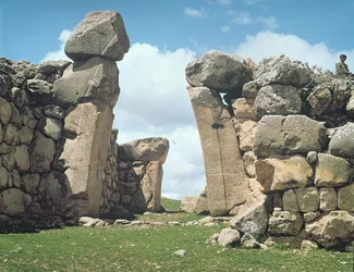 Portão do Rei das muralhas de Hattusas