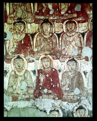 Uma multidão de Budas Sentados, detalhe, do interior da Gruta 2 (veja também 162633)