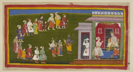 Adicione 15296 (1) f.48r, Rama e Laksmana, vestidos como antes, mas armados com espada, arco e flechas, acompanhados por Sita, caminharam humildemente pelas ruas repletas de pessoas em luto até o palácio de seu pai. Sumantra os anuncia ao entronizado Das