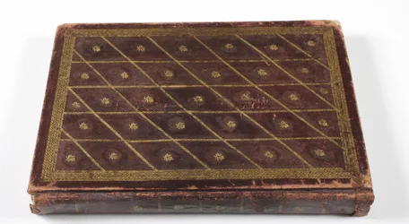 Álbum de Genealogia dhynstica Mughal, 1855 (couro com detalhe em ouro)