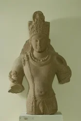 Figura do Senhor Vishnu, Mathura (arenito vermelho)