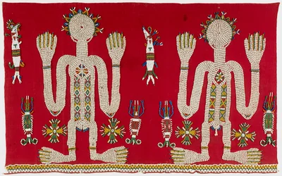 Saia Cerimonial de Mulher (Lau Hada) (tecido de algodão importado, conchas nassa, contas de vidro)