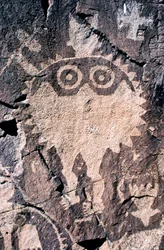 Esculturas de petróglifos (arte rupestre) Anasazi no Novo México.