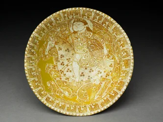 Bacia com Cavaleiro e Insígnia Pseudo-Kufic (fritware com overglaze em brilho)