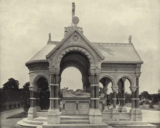 Monumento do Cardeal McCabe, Glasnevin (foto a p/b)