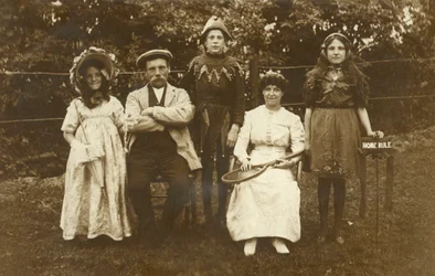 Família, desgastar, fantasia, vestido