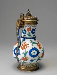 Jarro Fritware, Período Otomano (cerâmica vidrada com dourado prateado)