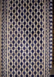 Parede de azulejos (cerâmica)