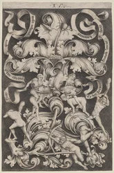 Ornamento vertical com oito homens nus