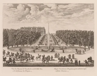 Vista do Château de Versailles, do lado do beco e da fonte do Dragão