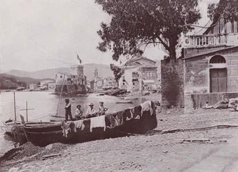 Itália: Rapallo, o porto (foto a p/b)