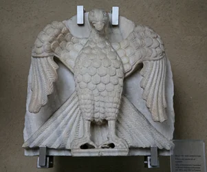 Águia (mármore)