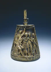 Balão de pó, c.1590 (latão dourado sobre madeira coberta com tecido)