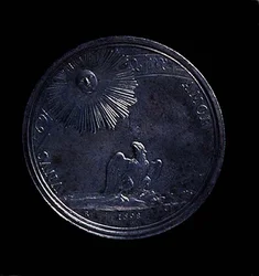 Reverso de uma medalha de retrato de Anna Isabella de Mântua retratando a águia observando o sol, cunhada em 1698. Inscrição: VNVS AMOR (prata) (para o anverso ver 119199)