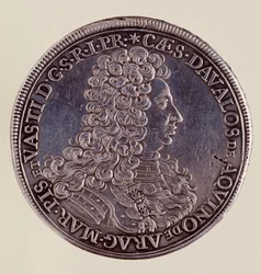 Moeda de prata (thaler) de Nápoles: Cesare Michelangelo d