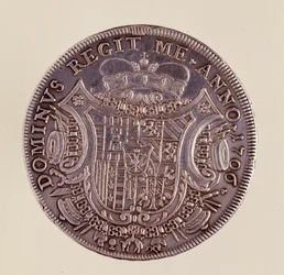 Moeda de prata (thaler) de Nápoles: Cesare Michelangelo d