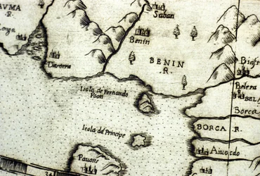 O Golfo de Benin (ex-Dahomey), parte do Golfo da Guiné, com base num mapa de Urbano Monte