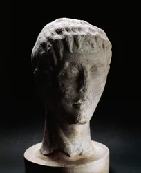 Jovem chefe do Frederick II Hohenstaufen (Jesi