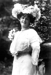 Marie Studholme 1875-1930, atriz inglesa, do século XX.