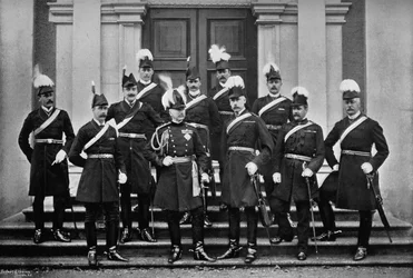 Lord Wolseley e os funcionários da sede na Irlanda, 1896.