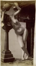 Estudo de um modelo nu feminino, visto de frente, no estúdio de Jacques de Lalaing, estudo preliminar para uma fonte circular