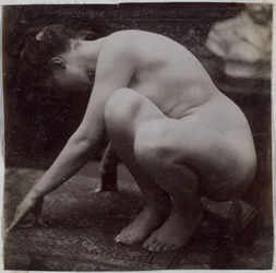 Estudo de um modelo feminino nu, visto de lado, no estúdio de Jacques de Lalaing, estudo preliminar de elemento para uma fonte no Musee des Beaux arts, Tournai e para uma fonte circular