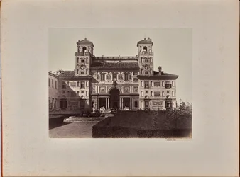 Villa Medici; a fachada virada para o jardim, atualmente a Académie de France